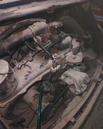 Motore Fiat 500 d'epoca.