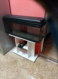 acquario Milo 100 usato