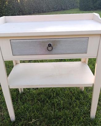tavolino stile shabby 