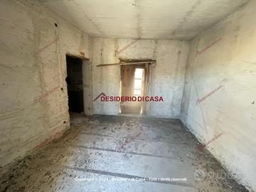 Casa, Lascari.
