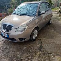 lancia ypsilon Ecochic oro