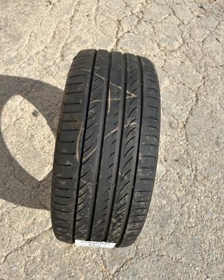 Gomma estiva Pirelli powergy 215/40 R17 87Y al 71%