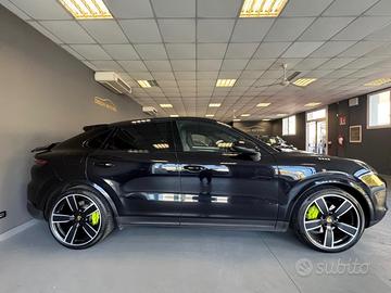 Porsche Cayenne 3.0 V6 E-Hybrid