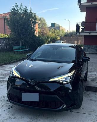 Toyota CH-R Lounge Full Hybrid 1.8 122cv