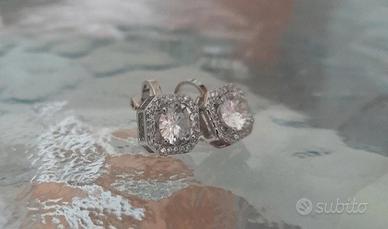 Orecchini clip con brillantino eleganti
