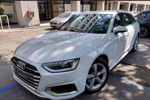 Audi A4 Business Advanced 40g-tron #11848