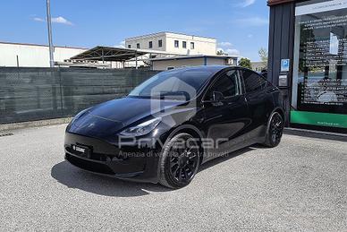 TESLA Model Y RWD