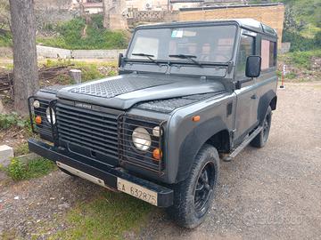 Land rover defender 90