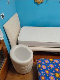 Letto singolo in ecopelle bianco + comodino 