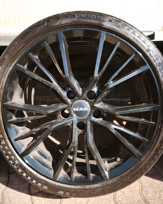 Cerchi Mak Union nero lucido 18" + 4 Gomme estive