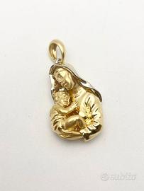 Ciondolo oro 18KT grammi 9.88  firmato CHIMENTO.