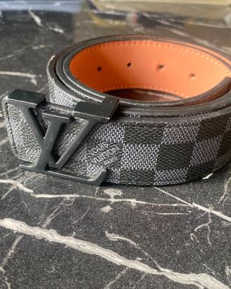 Cintura LV in perfette concizioni