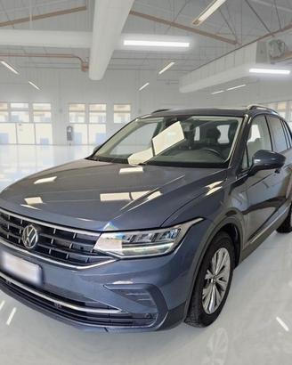 VOLKSWAGEN TIGUAN 2.0 TDI SCR 110 KW LIFE DSG SUV