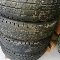 4 cerchi + 4 pneumatici 175 75 16c