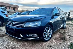 RICAMBI MOTORE CAMBIO  VW PASSAT 1.6 TDI  105 CV