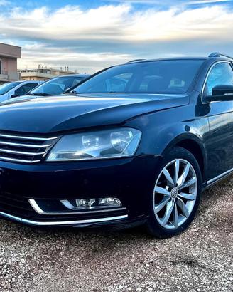 RICAMBI MOTORE CAMBIO  VW PASSAT 1.6 TDI  105 CV