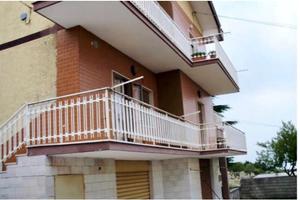 Appartamento e garage a piano