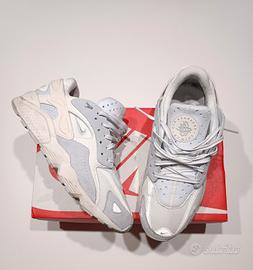 Nike huarache nere 42 deals