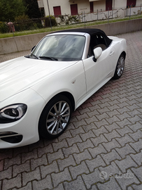 Fiat 124 spider