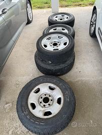 5 Cerchi R17 + 4 gomme