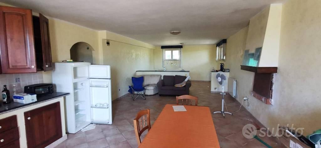 Villa di 370 m² con 5 locali e box auto doppio a A - Vista 5