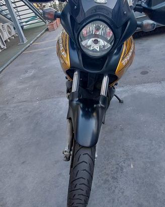Honda transalp 700