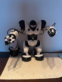 Robosapiens wowwee