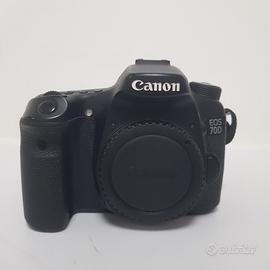 Reflex Canon EOS 70D body usato