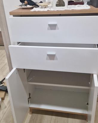 mobiletto bagno/ingresso
