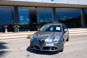 Alfa Romeo Giulietta 1.6 JTDm-2 105 CV Distinctive
