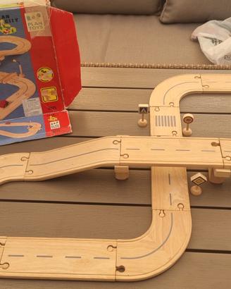 Pista di legno