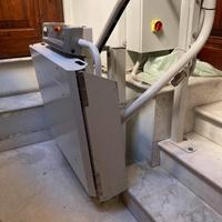Montascale a pedana per disabili