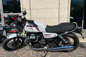Moto Guzzi V7 IV Special