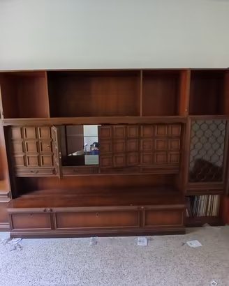 armadio soggiorno noce anni 70 con specchio