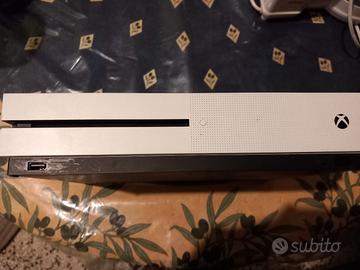 xbox one s con joystick con FC 25