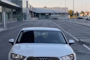 Audi A3 E-tron tagliando completo Cinghia+Dsg
