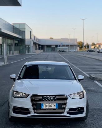 Audi A3 E-tron tagliando completo Cinghia+Dsg