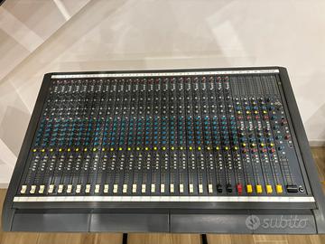 Mixer Soundcraft delta 24