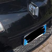 Vedo pezzi di ricambio Renault twingo