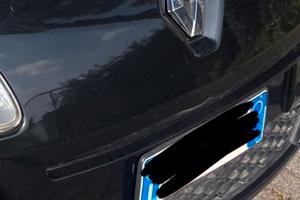 Vedo pezzi di ricambio Renault twingo