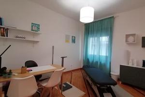 Stanza con lettino elettrico