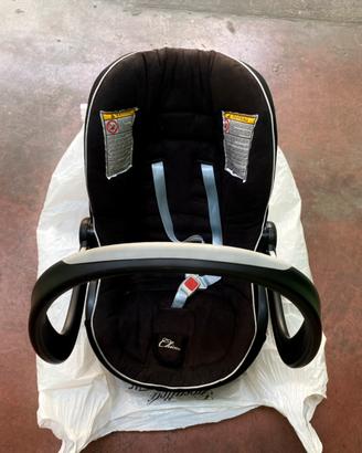 Seggiolino ovetto chicco black label
