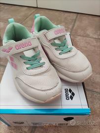 Scarpe in tessuto da bimba
