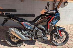 Morini x-cape 700 - 2025 più baule GIVI