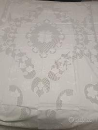 Servizio da tavola 26 pezzi. Tovaglia