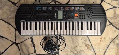 Tastiera musicale CASIO SA-77a anche a batterie
