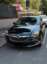 Opel insegna in buone condizioni
