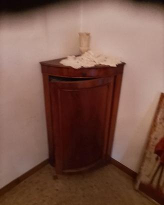 Angoliera in noce nazionale