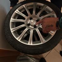 4 gomme più cerchio