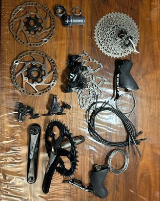 Gruppo bici completo SRAM Apex 11v+FSA+TRP+Shimano